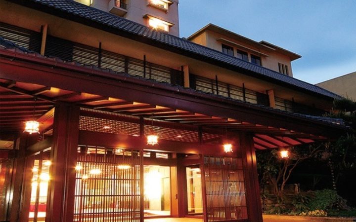 加賀八汐の外観