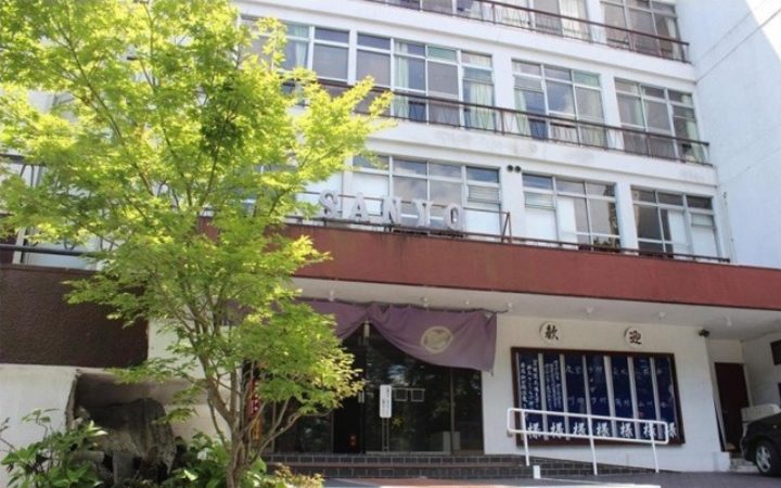 山陽ホテルの外観（昼）