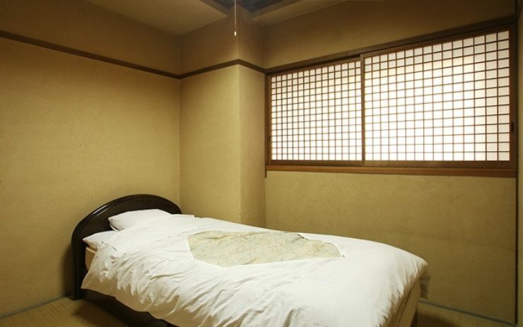 和洋室のベッドルーム