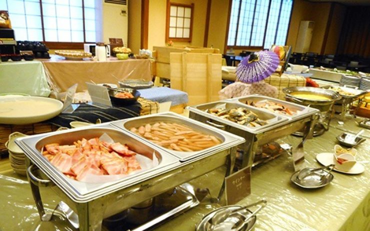 朝食バイキング