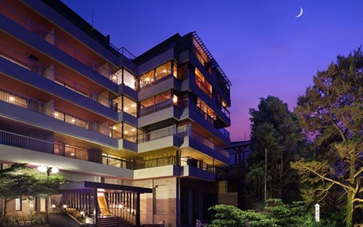 ホテル栂の季の外観