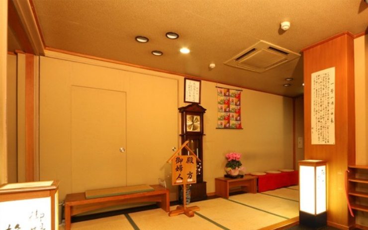 実篤の宿 いづみ荘の玄関