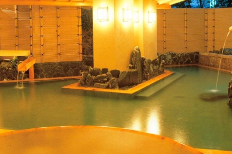 豪華絢爛な大浴場