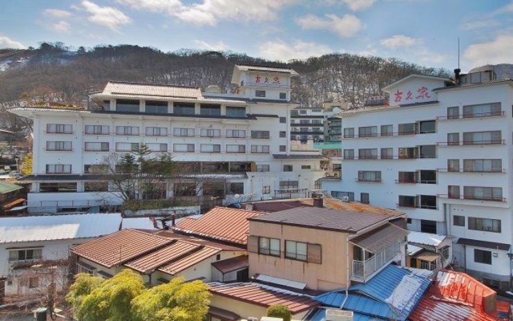 悠然と構える外観