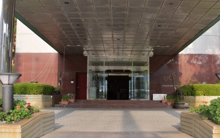 三楽の宿さかやの正面玄関