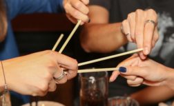 宴会時に盛り上がるゲーム５選！