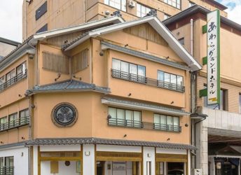 あわらグランドホテルの外観