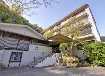 さかなや別館本陣の外観