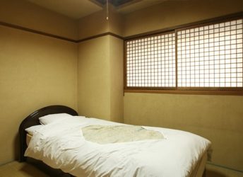 和洋室のベッドルーム