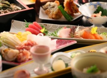 四季の食材を使った会席料理
