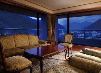 ロイヤルルーム