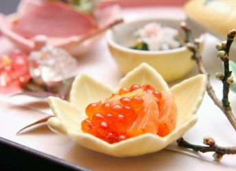 丁寧な盛り付けの料理