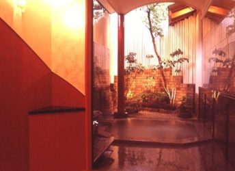 貸切風呂「はいから浴場」