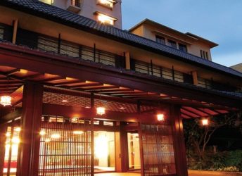 加賀八汐の外観