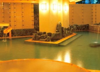 豪華絢爛な大浴場