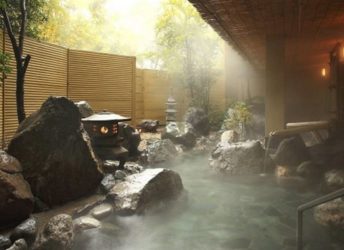 しっかりとした石組露天風呂