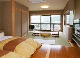 和洋室でくつろぎベッド