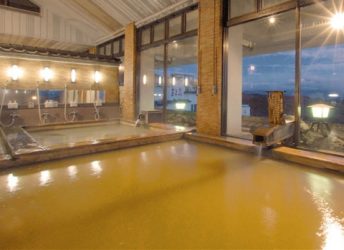 黄金の湯がある大浴場(内湯)