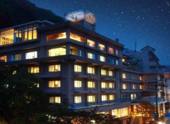 夜にたたずむ  しん喜