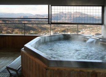 大パノラマ露天風呂「白玉の湯」