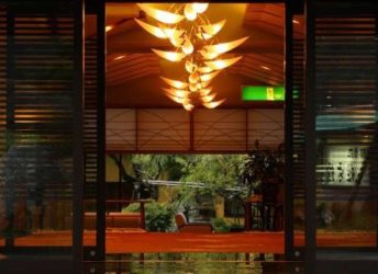 大正ロマンを感じるロビー