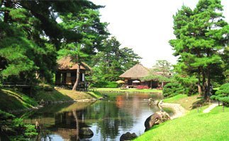 御薬園の庭園風景