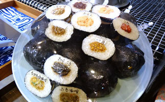 おにぎりの画像