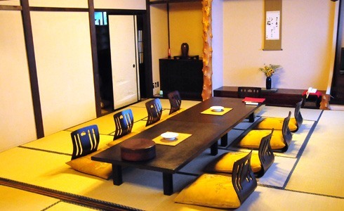 次の間付きの客室