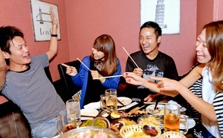 個室で王様ゲーム