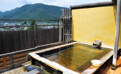 開放感たっぷりの露天風呂