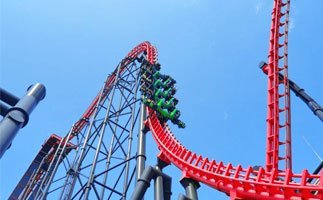 富士急ハイランドのジェットコースター