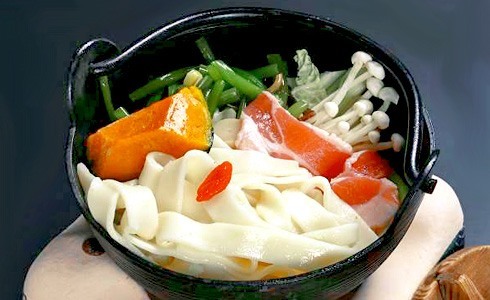 山梨での定番の別注料理 ほうとう