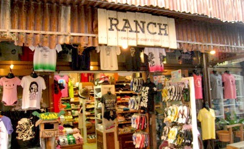 美浜アメリカンビレッジの店内画像