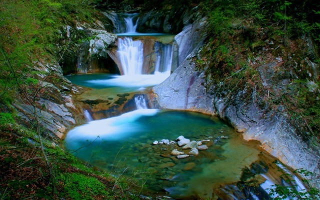 七ツ釜五段の滝