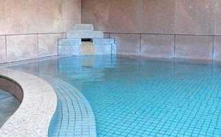 こじんまりした内湯