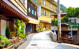 渋温泉のメインストリート