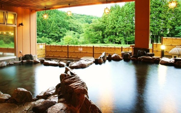 露天風呂-岩風呂