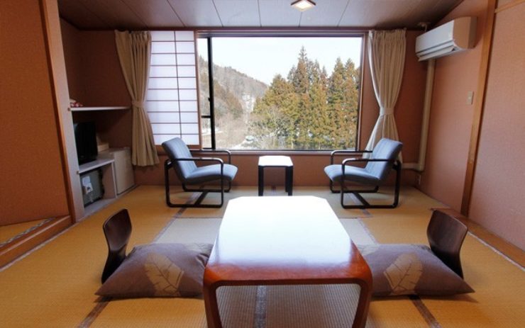 スタンダード客室（内風呂付き8畳）の一例