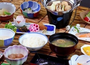 朝食